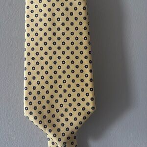 Christian Dior All Silk Tie butter yellow color w/ intricate small flower design